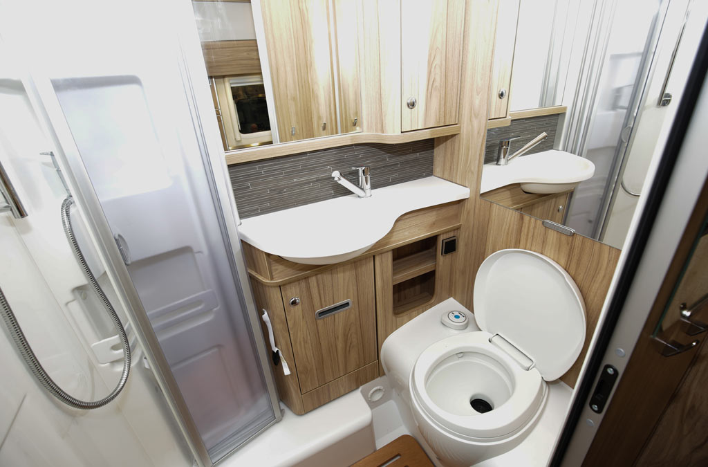 Wohnwagen-Toilette